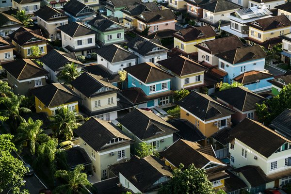 Was sind die besten Strategien zur Wertsteigerung von Immobilien in ländlichen Gebieten?